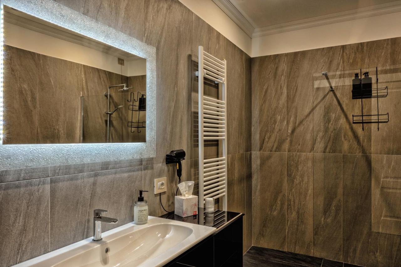 Ancona E Riviera Luxury B&B ภายนอก รูปภาพ